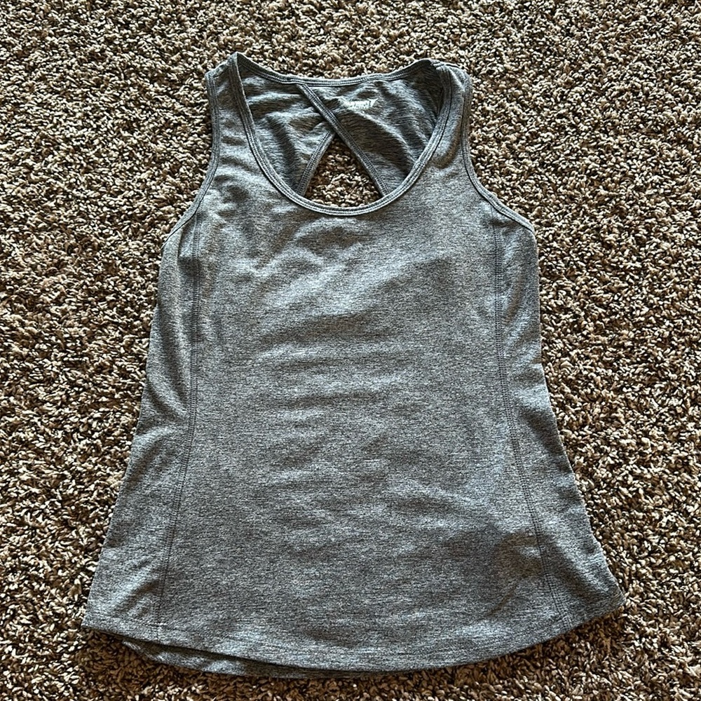 Old navy athletic tank top